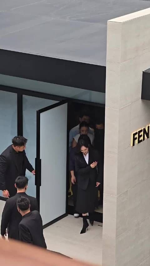 OMG唐嫣你美到我了 初代女神驾到