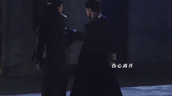 默默守护了她两世，苦等八十年终于看到她幸福平安