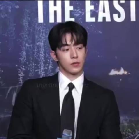 南柱赫新剧宣传时又被问喜欢梅西吗?啊啊啊啊啊梦回举重夫妇