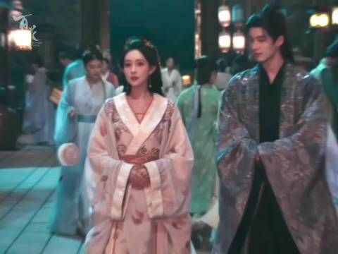 呦呦鹿鸣逛街时太子流鼻血,甜蜜瞬间转折