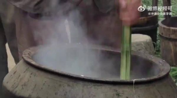 团长带队凑食材,煮出猪肉炖粉条