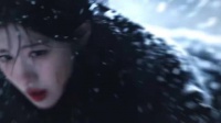 雪地里皱眉凝望的王楚然太有感觉了，和雪穗那种疏离又带着韧劲的气质一模一样