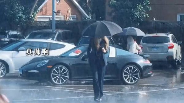 Blake Lively长成这样,人生应该没什么烦恼吧 !又美又飒!