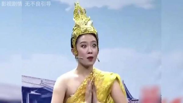 娱乐圈的看人下菜碟,被张小斐座位下的板凳,狠狠上了一课!