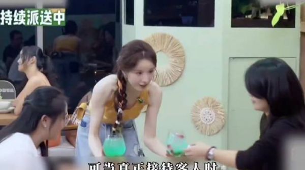 细节一目了然!张雅琪不停叮嘱王俊凯,全网吐槽她真的一点不冤