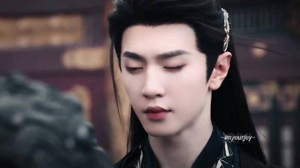 彻底沦陷成陈哲远全能粉!剧、综艺、吃播全都追着看,根本看不够!…