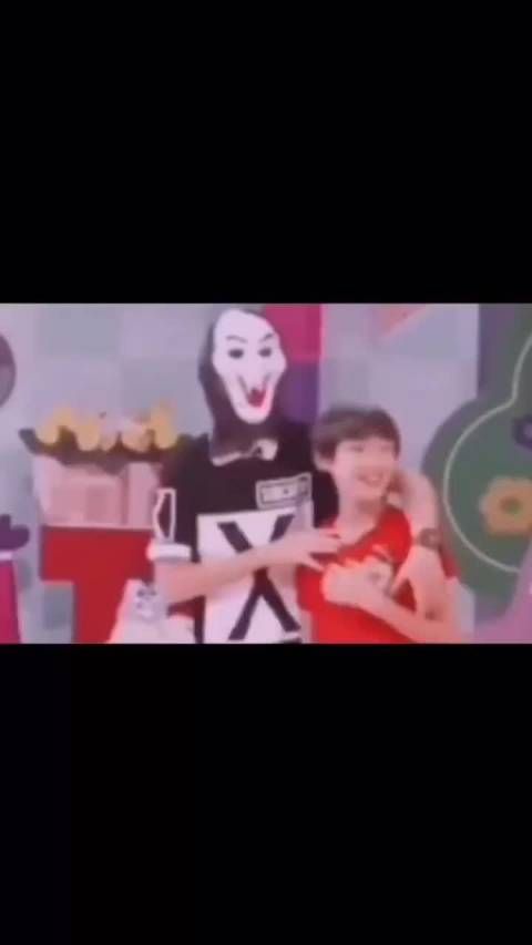 小丁还跟他们去录过疯狂的麦咭好像 (如果我没记错的话)
