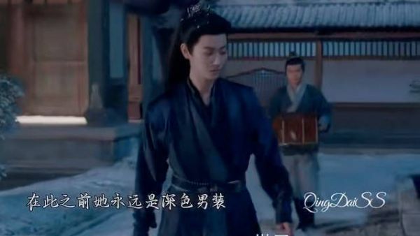 白衣翩翩，打戏又帅，这姐是知道怎么钓我们的