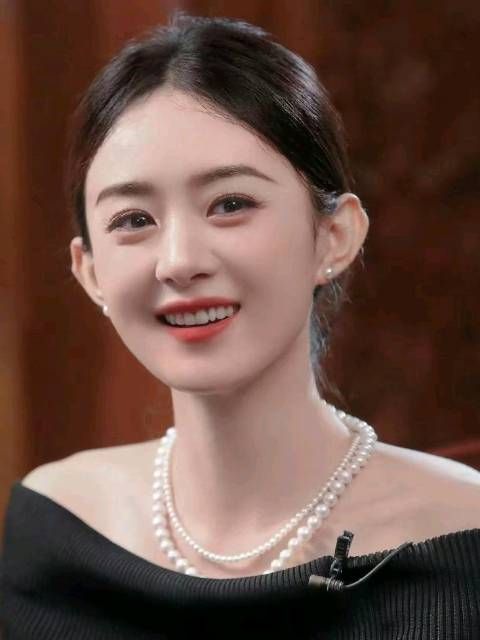 赵丽颖事业亲情双丰收，婚姻非现阶段追求