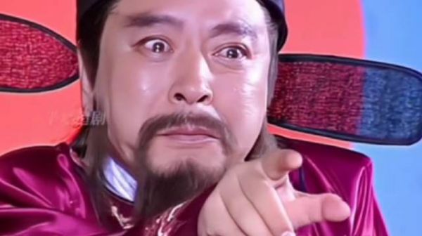 儿子犯下大错，清官父亲含泪诛九族