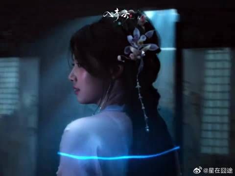 纵有千钧危难坠落，自有守护寸步不移