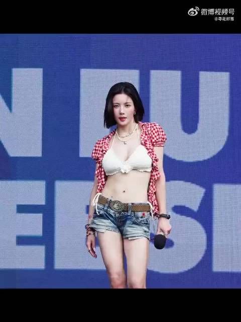 权恩妃直拍,这身材是真的顶级好!