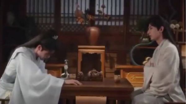 成毅温馨提醒 来历不明的饮料千万不能喝哦