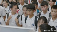 插班生第一次分班考 不料成绩惊人，妥妥的拿下宝座
