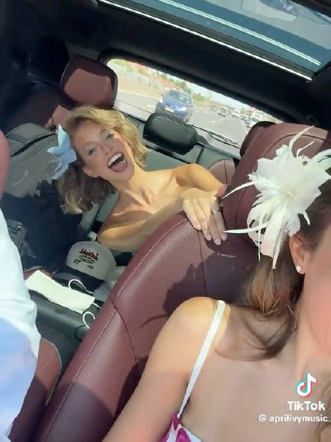 差点错过妹子去做Steve的视频