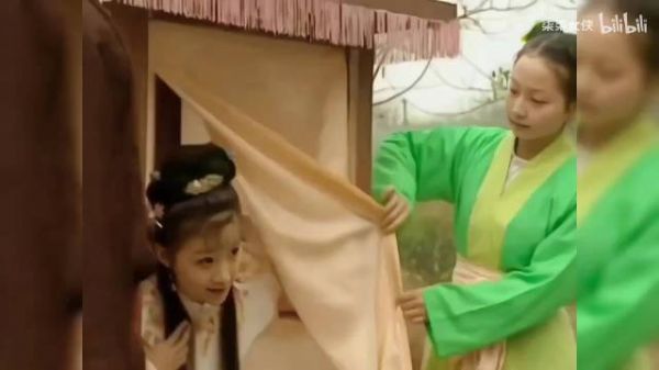 早期的她居然这么好看，演的这个京城第一美人灵气十足