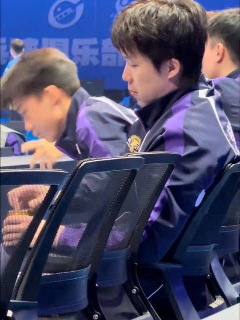孩儿你剃须刀是不是被老婆弄丢了？