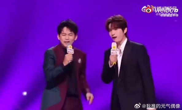 苏醒张远直播串讲抢麦，节奏拿捏带动氛围