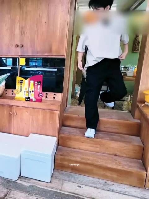 王俊凯当面喊林大厨Linda，正主在线认领外号