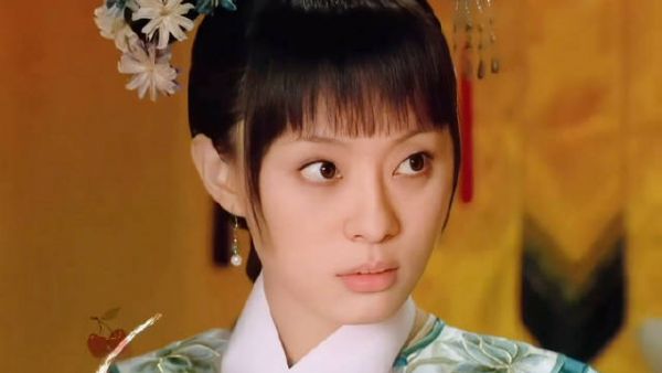 大胖橘给足了甄嬛仪式感，他听闻民间婚俗要吃生饺子，特意给甄嬛安排上