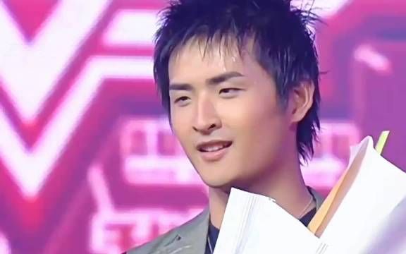 张远长沙逐梦十余载，从选秀到歌手见证浮沉