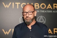 执导《变相怪杰》《蒸发密令》！名导查克·拉塞尔离世，享年74岁