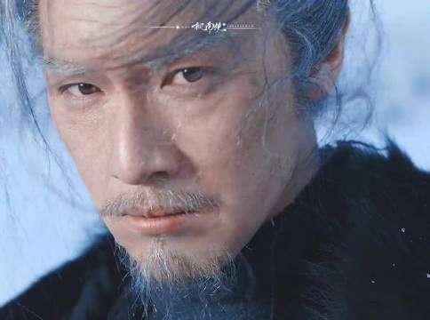 诸葛玥与燕洵在冰湖见完了此生的最后一面