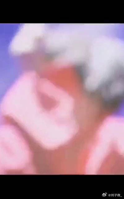 易烊千玺如何从大佬变成软萌小可爱？换个BGM就够了！