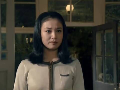 女大学生不顾家人反对远嫁国外，结果婚后不久丈夫就暴露了本性
