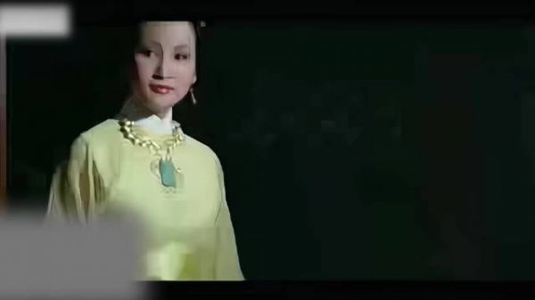 狄波拉从底层拼搏，韧劲持久谢霆锋似其母