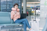 已婚女人疯狂想一个婚外的男人，会有这三个迹象，不会天天联系