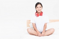 女人对一个男人动了心之后，差不多都会有的表现，尤其是结了婚的