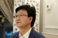 75岁TVB金牌监制梁材远离世，退休仅6年，马浚伟悼念两人合作无间