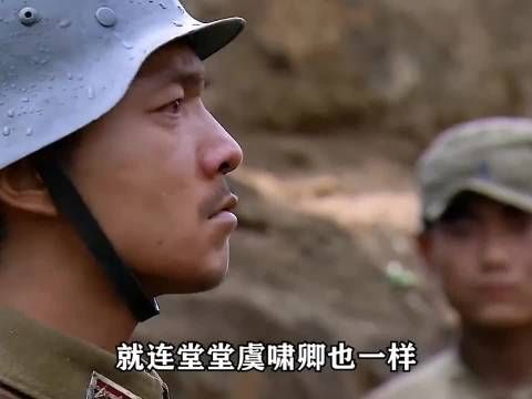 龙文章练兵策略惹怒虞啸卿，拔枪指头逼兵当刽子手