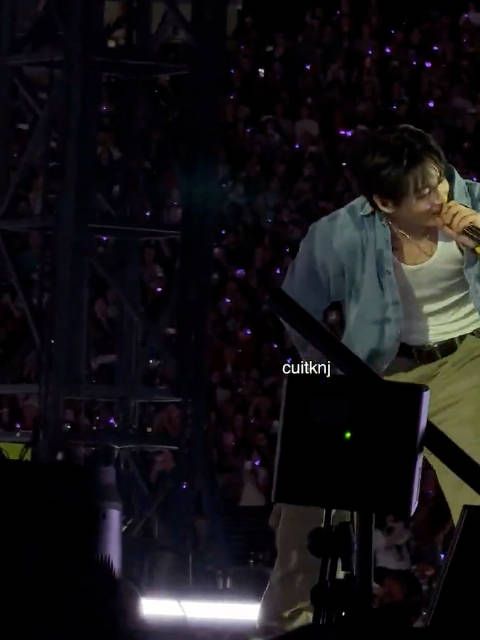 扭臀 /cuitknj ‪260801 BTS世巡 东卢瑟福演唱会Day1‬ ‪‬