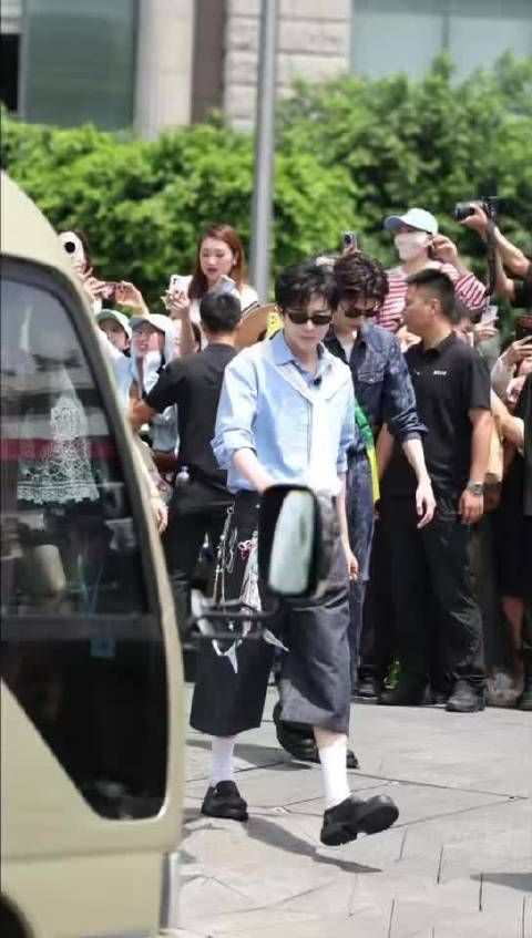 青春帅气男大 太帅了