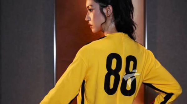 周星驰：打得咁似李小龙，“盲女孖八”蔡思贝 88号封神