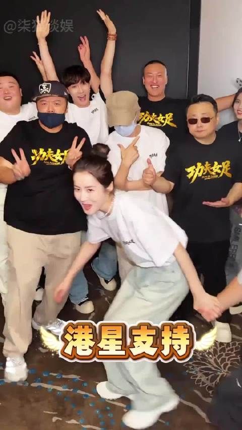 周星驰公司员工极少辞职，家庭式管理难加入