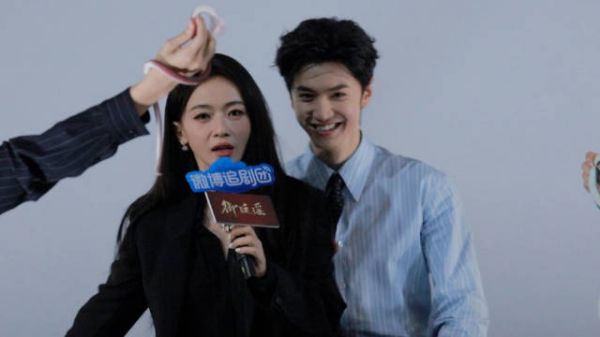 演员的信念感 陈哲远吴谨言重现名场面 互相撕扯还是护至身前
