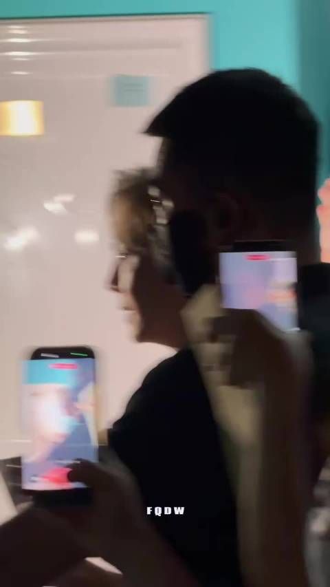 陈伟霆下班，张启山上班，佛爷救不过来