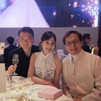香港豪门婚宴媲美颁奖礼，成龙洪金宝元彪同场，佘诗曼饮到面红