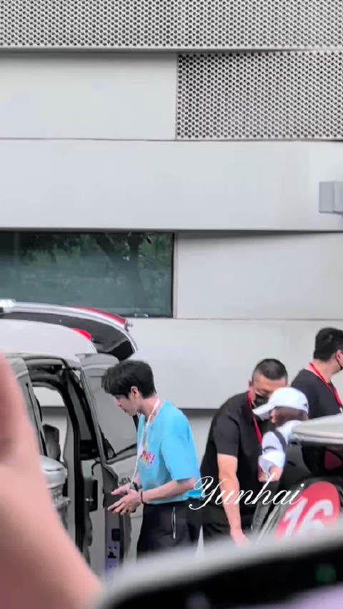 宝宝上下班都直接走了感觉人还是很疲惫,一定要好好休息啊