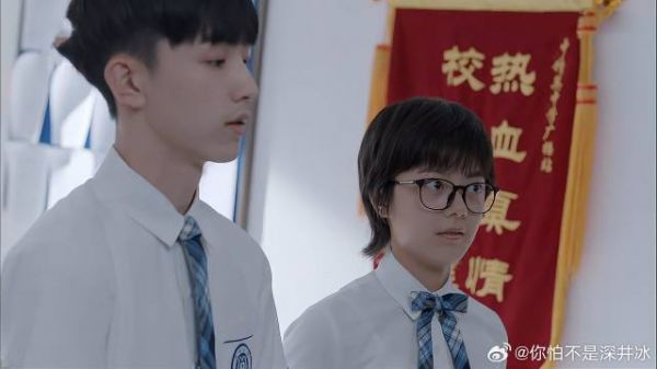 林妙妙跟钱三一广播，竟然变吐槽大会，全校都听愣住！