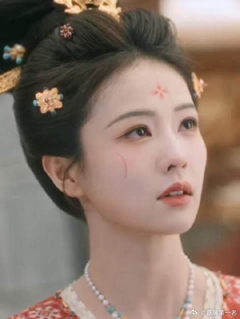 就算皇帝袖手旁观，萧怀瑾也一定会陪李佩仪找出凶手！