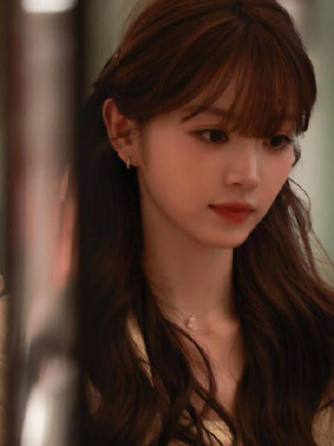 不得不拿出韩国记者拍的机场女爱豆田猫惹