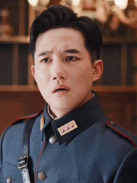 霍文海这气场，笑到停不下来——全场没人敢招惹
