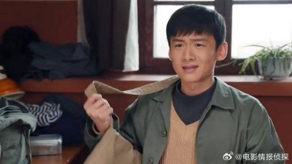 汪新慷慨接济大娘 遭同事打趣：“你指定遭人骗了”