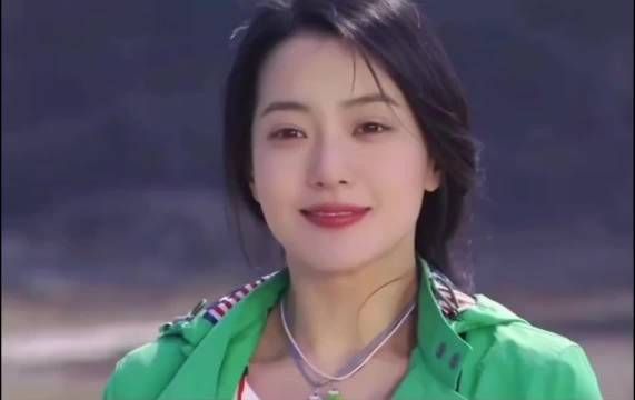 完全配得上韩国第一美人称号丨金喜善