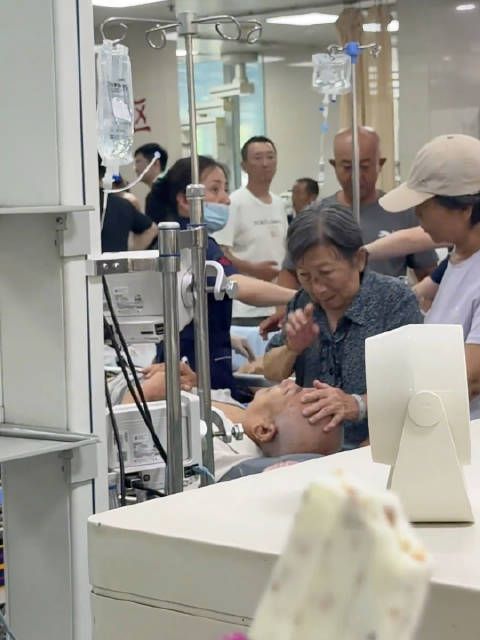 如此,此生足矣!愿你往后路途,深情不再往付!