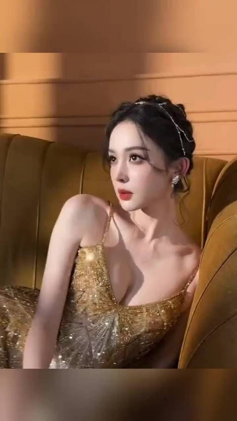 娱乐圈里美女如云，但如果说美到令人震撼的，恐怕只有娜扎一人